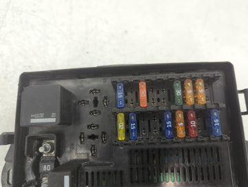 2012-2015 Jaguar Xk Fusebox Fuse Box Panel Relay Module P/N:518977020 Fits Fits 2012 2013 2014 2015 OEM Used Auto Parts