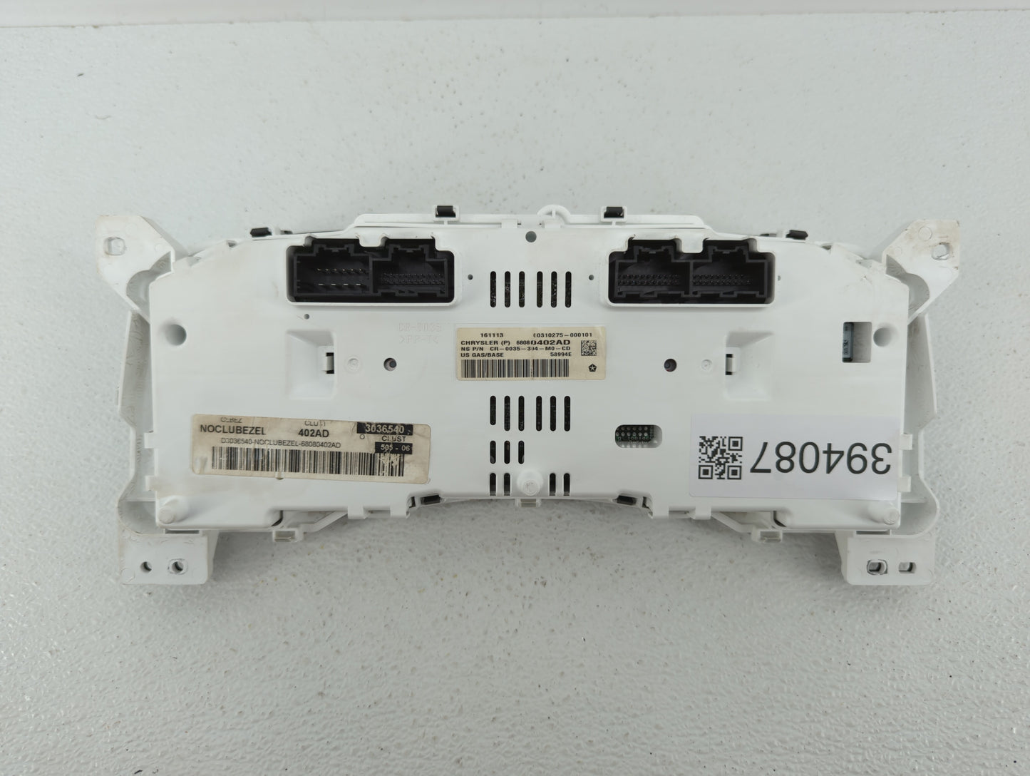 2011-2012 Jeep Compass Instrument Cluster Speedometer Gauges P/N:68080402AF 68080402AE, 98080402AD Fits Fits 2011 2012 OEM U