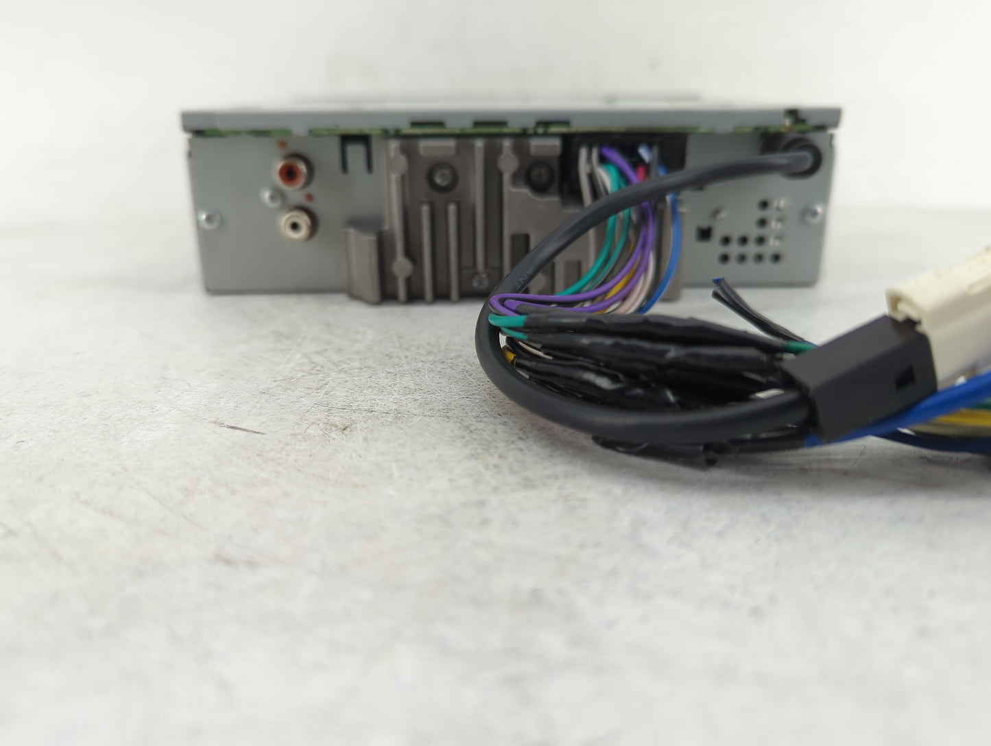 2012 Jeep Grand Cherokee Radio AM FM Cd Player Receiver Replacement P/N:DEH-150MP Fits OEM Used Auto Parts - Oemusedautopart