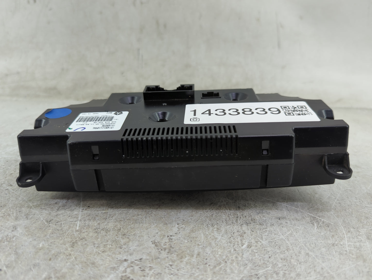 2012 Jeep Grand Cherokee Climate Control Module Temperature AC/Heater Replacement P/N:68111109AL Fits OEM Used Auto Parts -