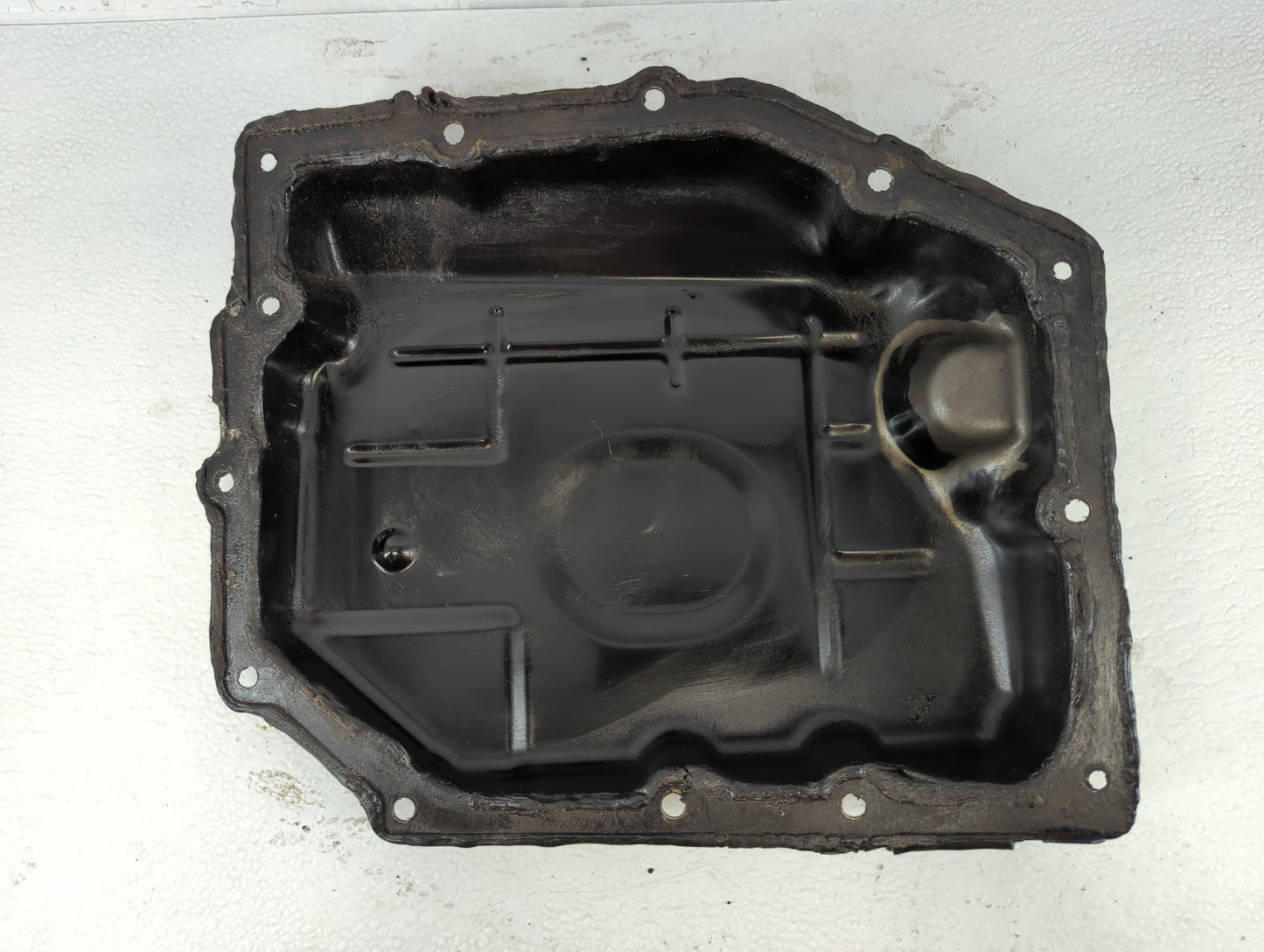 2004-2012 Jeep Liberty Engine Oil Pan Fits Fits 2004 2005 2006 2007 2008 2009 2010 2011 2012 OEM Used Auto Parts - Oemusedau