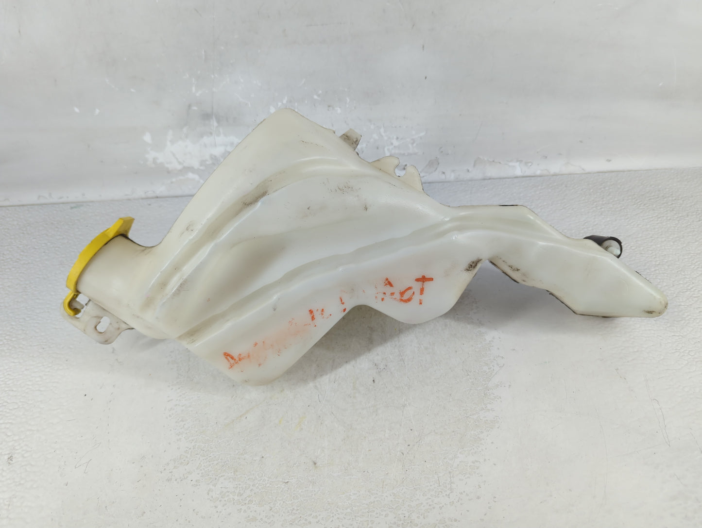 2007-2017 Jeep Patriot Windshield Washer Fluid Reservoir Bottle Oem - Oemusedautoparts1.com