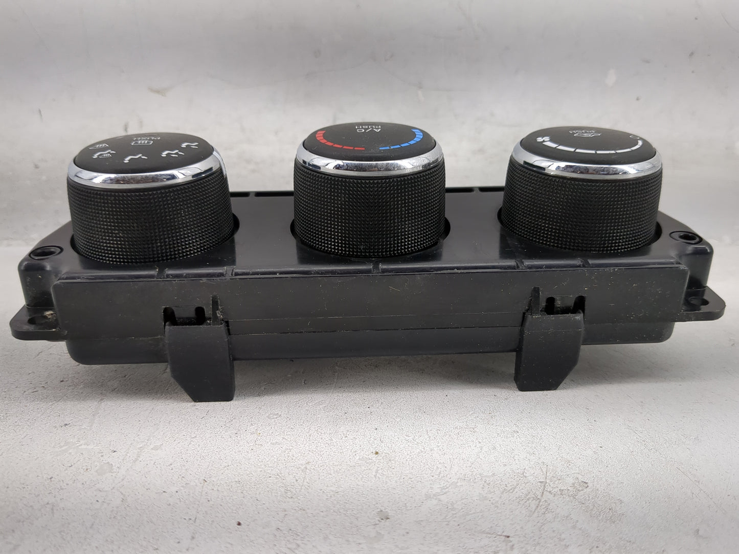 2011-2013 Jeep Wrangler Climate Control Module Temperature AC/Heater Replacement P/N:P55111169AE Fits Fits 2011 2012 2013 OE