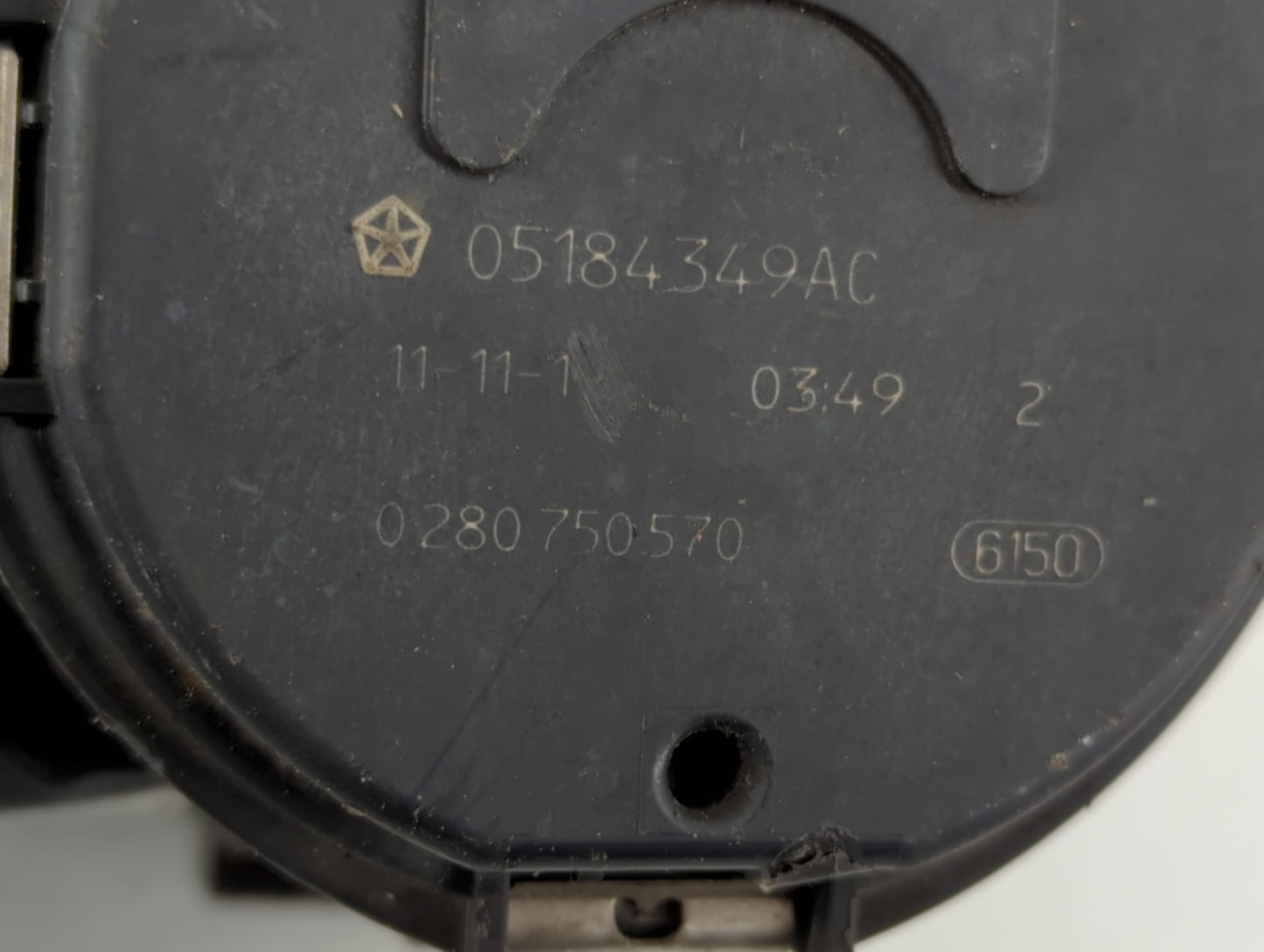 2012-2018 Jeep Wrangler Throttle Body P/N:05184349AC 0 280 750 570 Fits OEM Used Auto Parts - Oemusedautoparts1.com