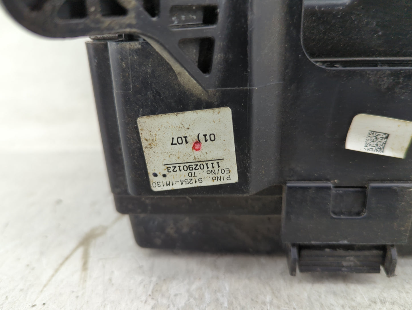 2010-2013 Kia Forte Fusebox Fuse Box Panel Relay Module P/N:91254-1M130 Fits Fits 2010 2011 2012 2013 OEM Used Auto Parts -