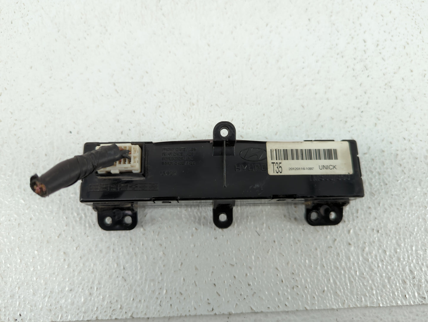 2012 Kia Forte Digitial Dash Clock P/N:20120116-1097 Fits OEM Used Auto Parts - Oemusedautoparts1.com
