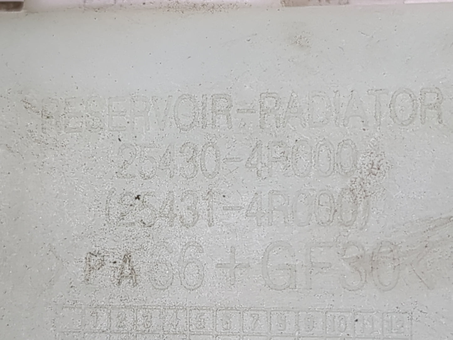 2011-2016 Kia Optima Radiator Coolant Overflow Expansion Tank Bottle 1166759 - Oemusedautoparts1.com