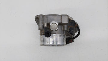 2011-2015 Kia Optima Throttle Body P/N:35100-2G700 Fits Fits 2011 2012 2013 2014 2015 2016 OEM Used Auto Parts