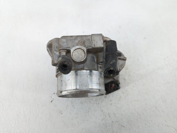 2011-2015 Kia Optima Throttle Body P/N:35100-2G700 Fits Fits 2011 2012 2013 2014 2015 2016 OEM Used Auto Parts