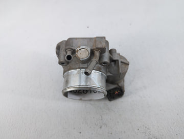 2011-2015 Kia Optima Throttle Body P/N:35100-2G710 Fits Fits 2011 2012 2013 2014 2015 2016 OEM Used Auto Parts