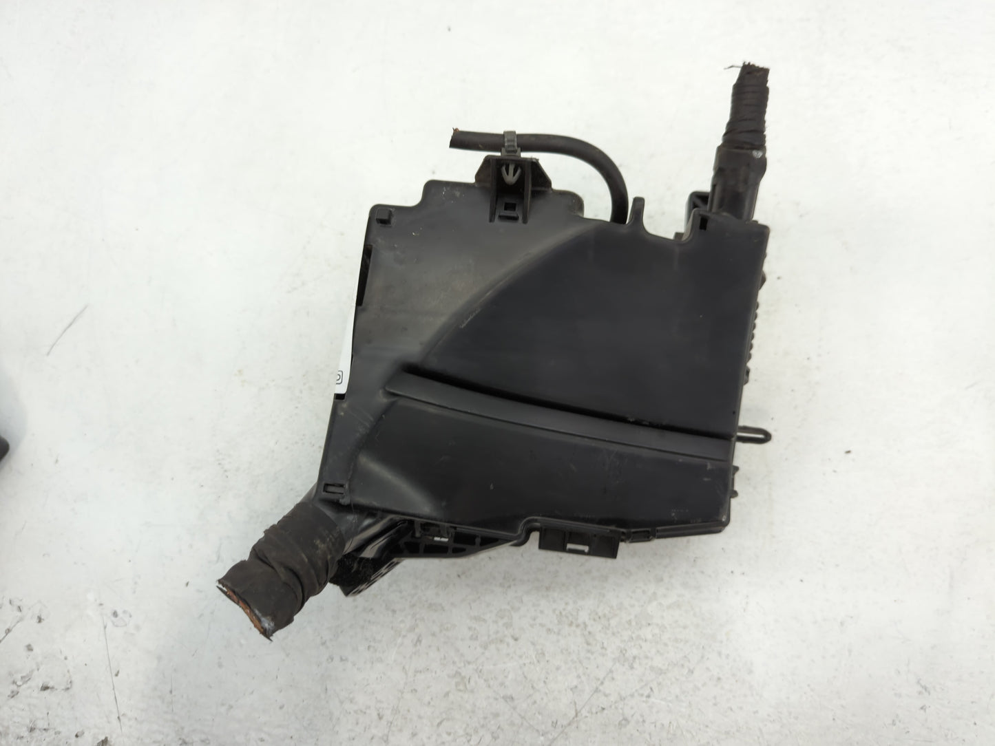 2011-2013 Kia Optima Fusebox Fuse Box Panel Relay Module P/N:91202-2T381 Fits Fits 2011 2012 2013 OEM Used Auto Parts - Oemu