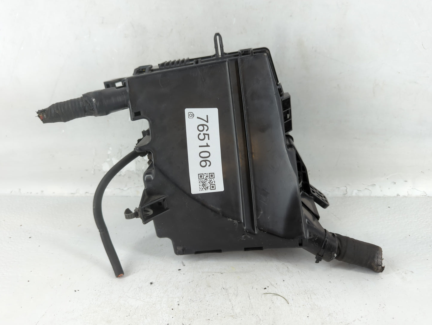 2011-2013 Kia Optima Fusebox Fuse Box Panel Relay Module P/N:91950-2T860 Fits Fits 2011 2012 2013 OEM Used Auto Parts - Oemu