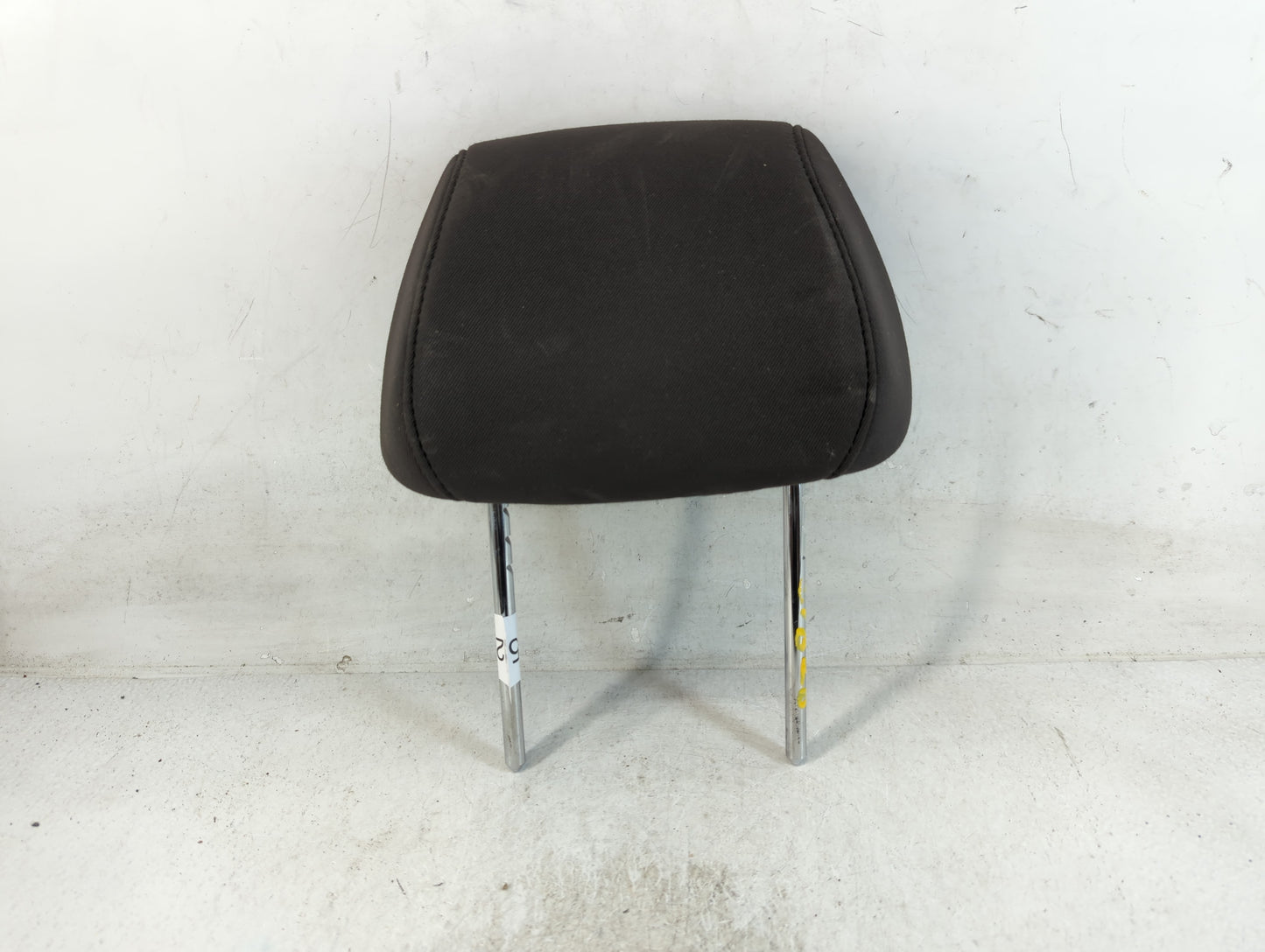 2012-2015 Kia Rio Headrest Head Rest Rear Seat Fits Fits 2012 2013 2014 2015 OEM Used Auto Parts - Oemusedautoparts1.com