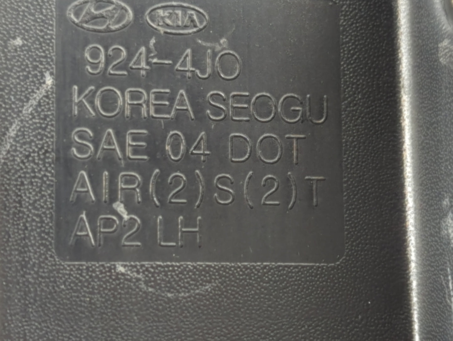 2012 Kia Sedona Tail Light Assembly Driver Left OEM P/N:924-4JO Fits OEM Used Auto Parts - Oemusedautoparts1.com