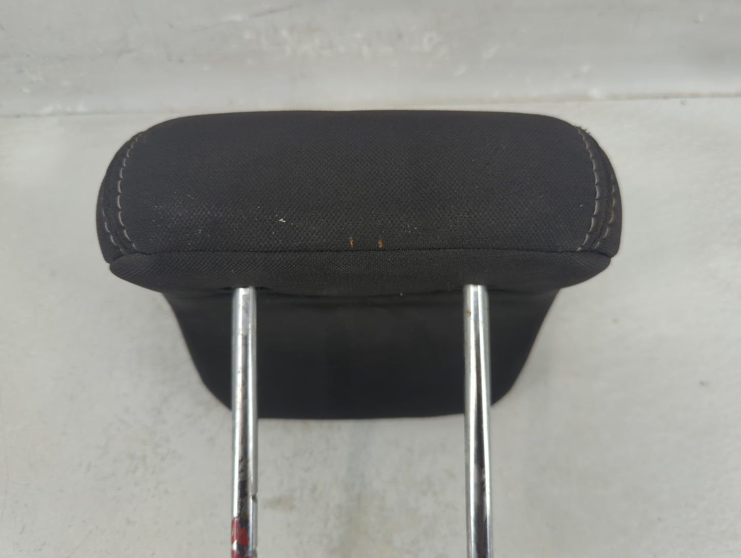 2012-2013 Kia Soul Headrest Head Rest Rear Center Seat Fits Fits 2012 2013 OEM Used Auto Parts - Oemusedautoparts1.com