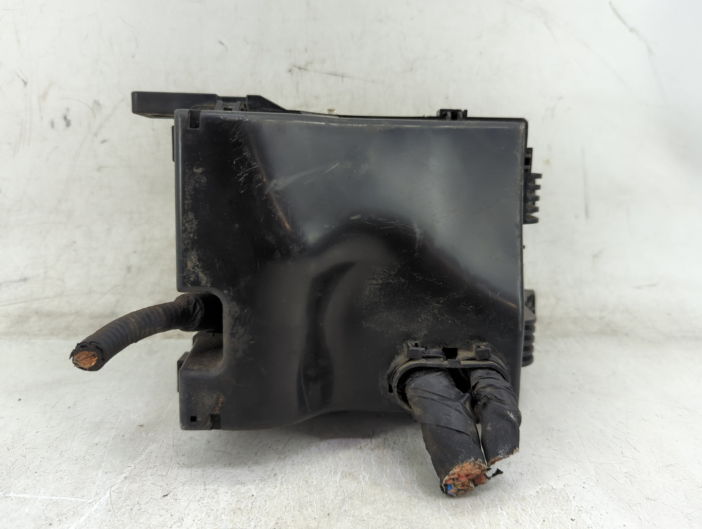 2011-2013 Kia Sportage Fusebox Fuse Box Panel Relay Module P/N:914123W673 Fits Fits 2011 2012 2013 OEM Used Auto Parts - Oem