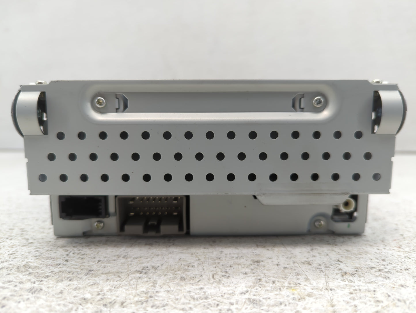 2008-2012 Land Rover Lr2 Radio AM FM Cd Player Receiver Replacement P/N:7G9N-18C815-TB Fits Fits 2008 2009 2010 2011 2012 20