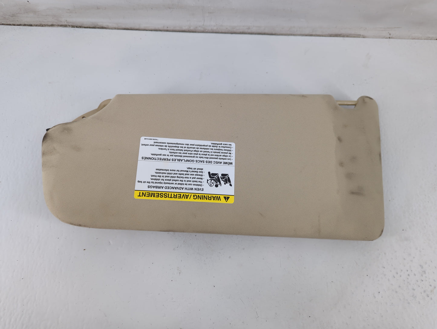 2010-2012 Land Rover Range Rover Sun Visor Shade Replacement Passenger Right Mirror Fits Fits 2010 2011 2012 OEM Used Auto P