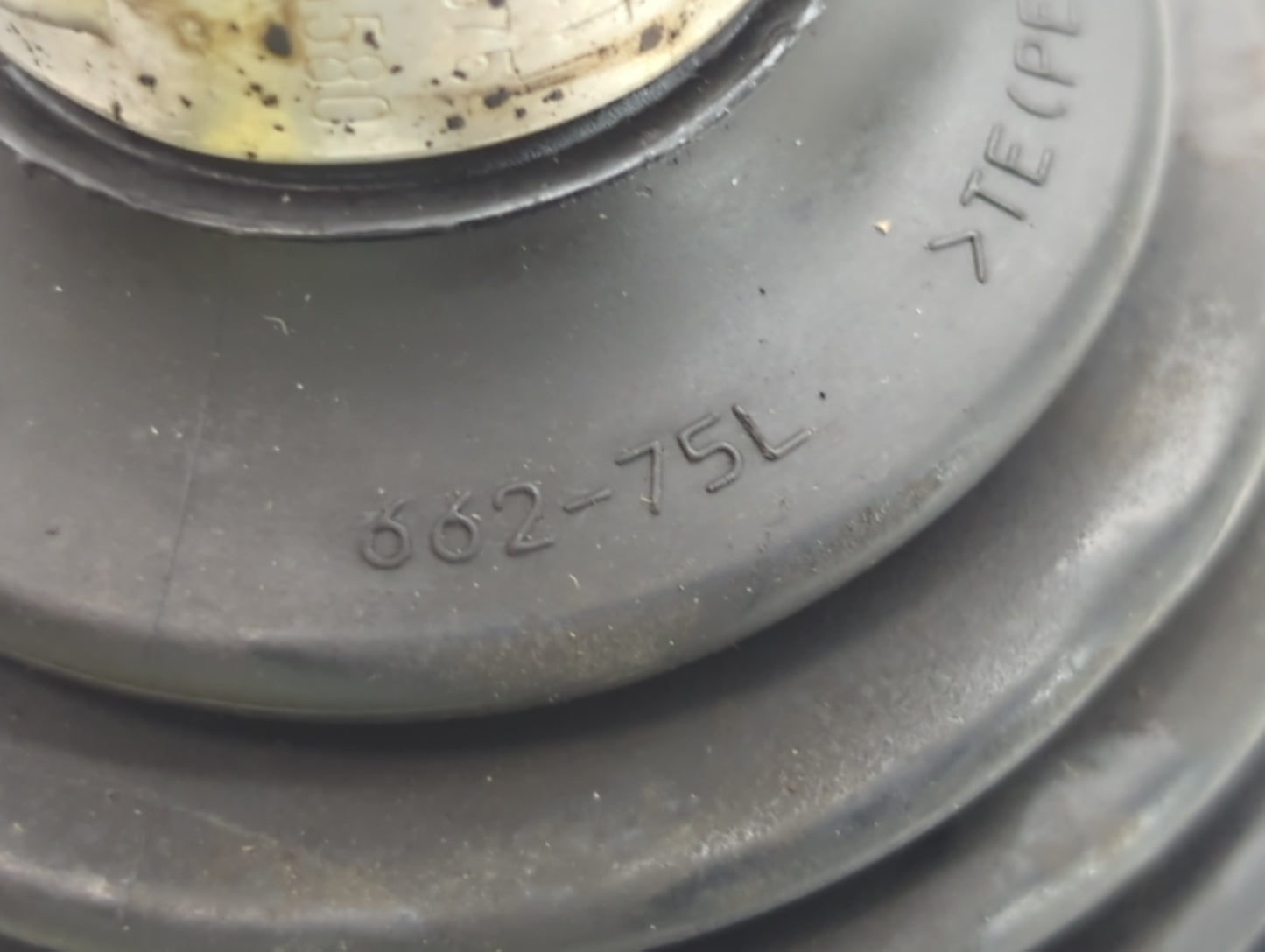 2011-2013 Lincoln Mkx Axle Shaft Front Driver Cv C/v - Oemusedautoparts1.com