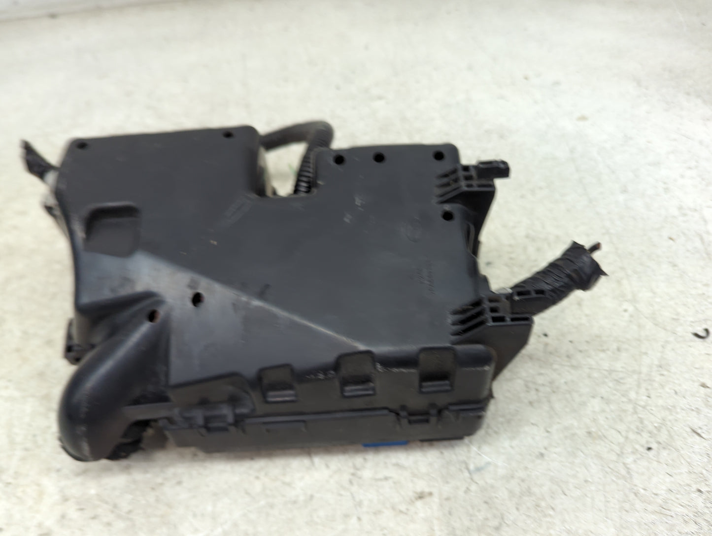 2012 Mazda 3 Fusebox Fuse Box Panel Relay Module P/N:K2441 Fits OEM Used Auto Parts - Oemusedautoparts1.com
