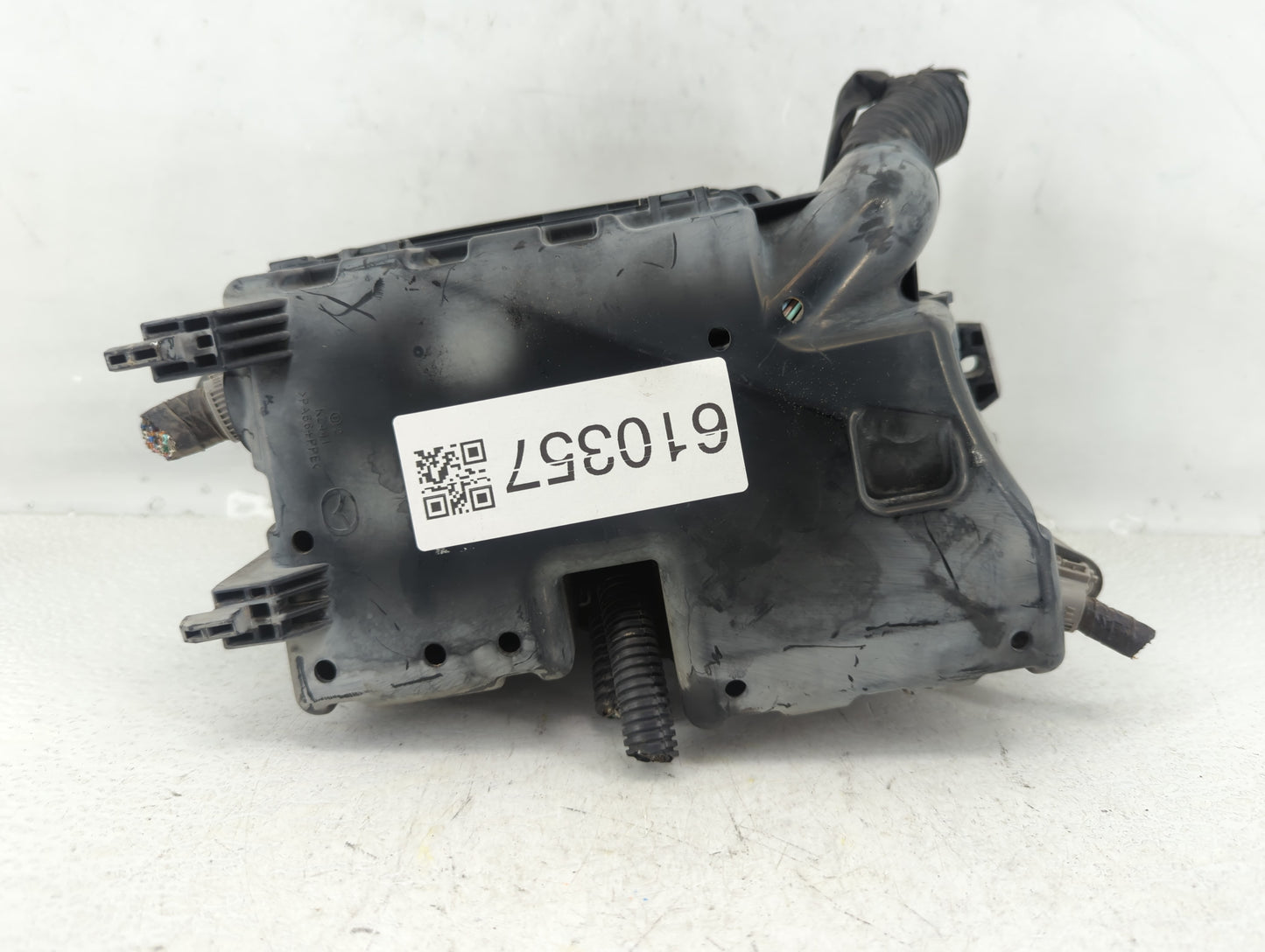 2012 Mazda 3 Fusebox Fuse Box Panel Relay Module P/N:BBM6-66761 Fits OEM Used Auto Parts - Oemusedautoparts1.com