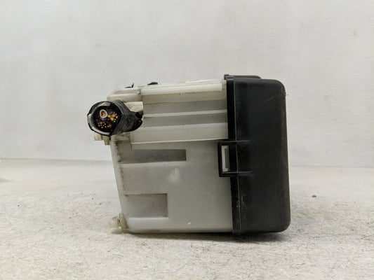 2012-2017 Mazda 5 Fusebox Fuse Box Panel Relay Module P/N:C513-6676Y Fits Fits 2012 2013 2014 2015 2016 2017 OEM Used Auto Parts