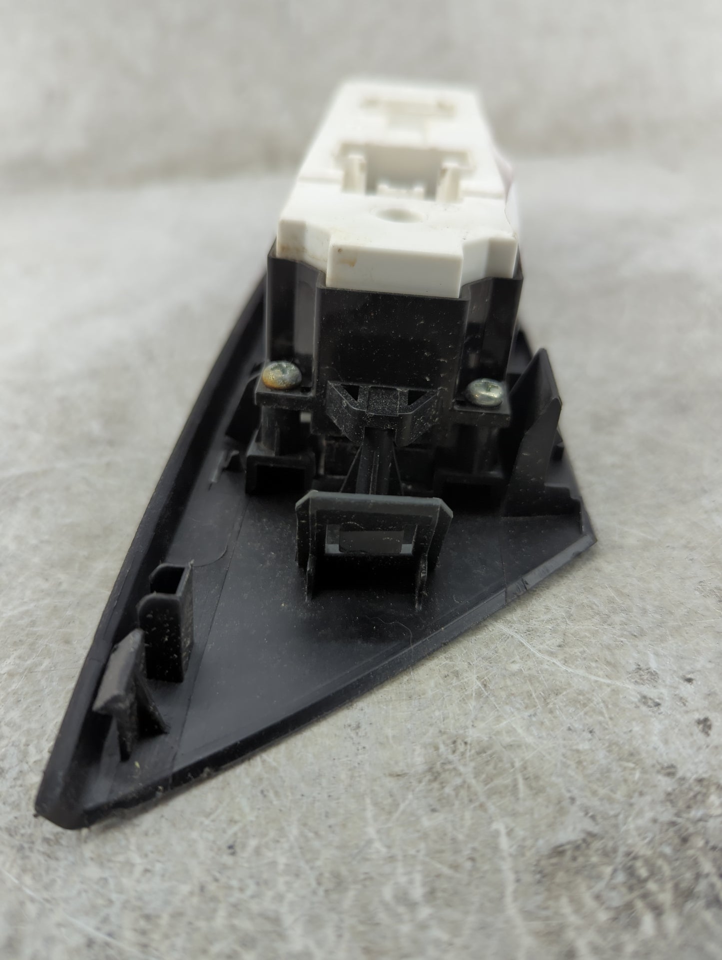 2007-2012 Mazda Cx-7 Master Power Window Switch Replacement Driver Side Left Fits OEM Used Auto Parts - Oemusedautoparts1.co