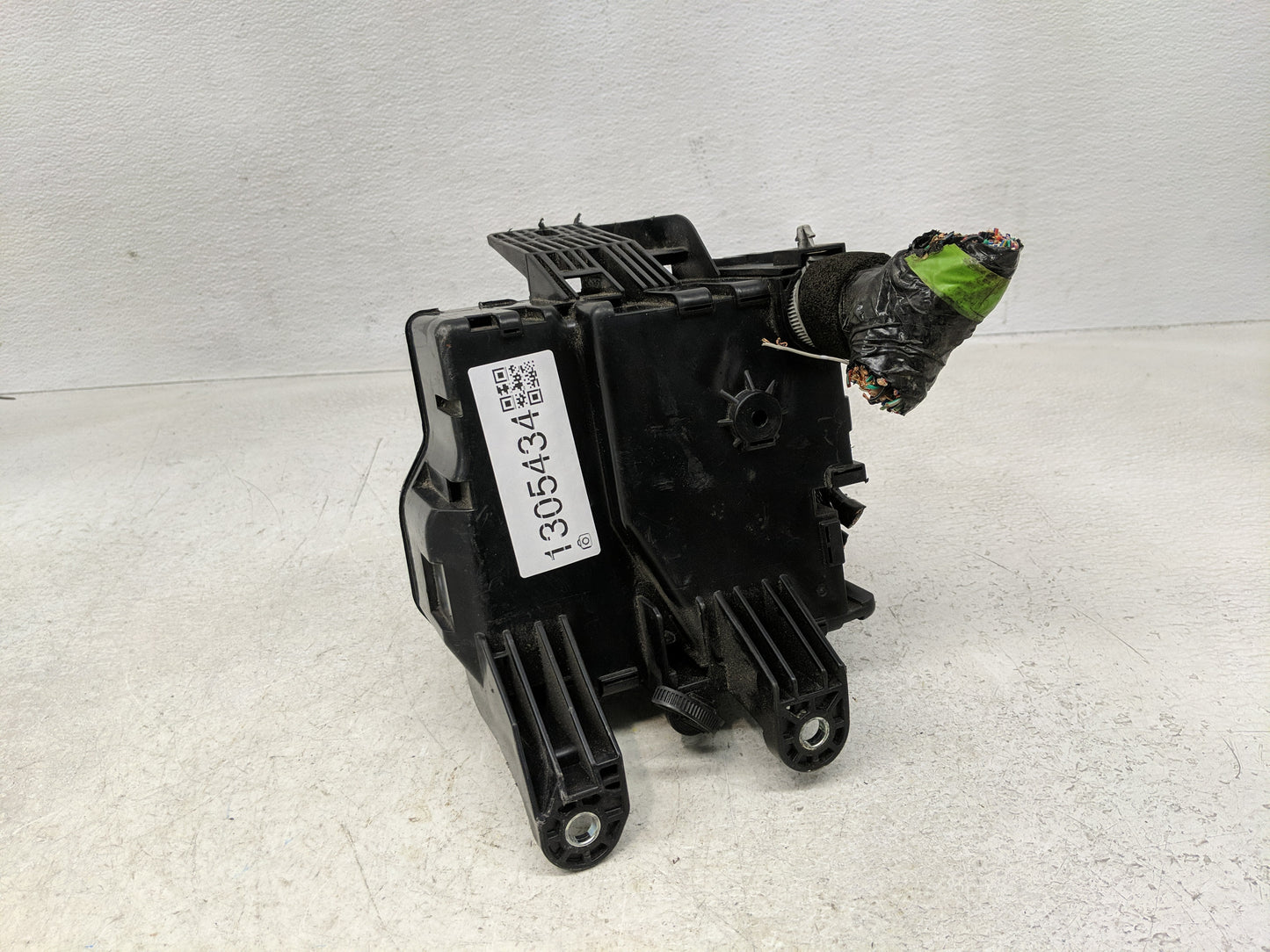 2010-2012 Mazda Cx-9 Fusebox Fuse Box Panel Relay Module Fits Fits 2010 2011 2012 OEM Used Auto Parts - Oemusedautoparts1.co