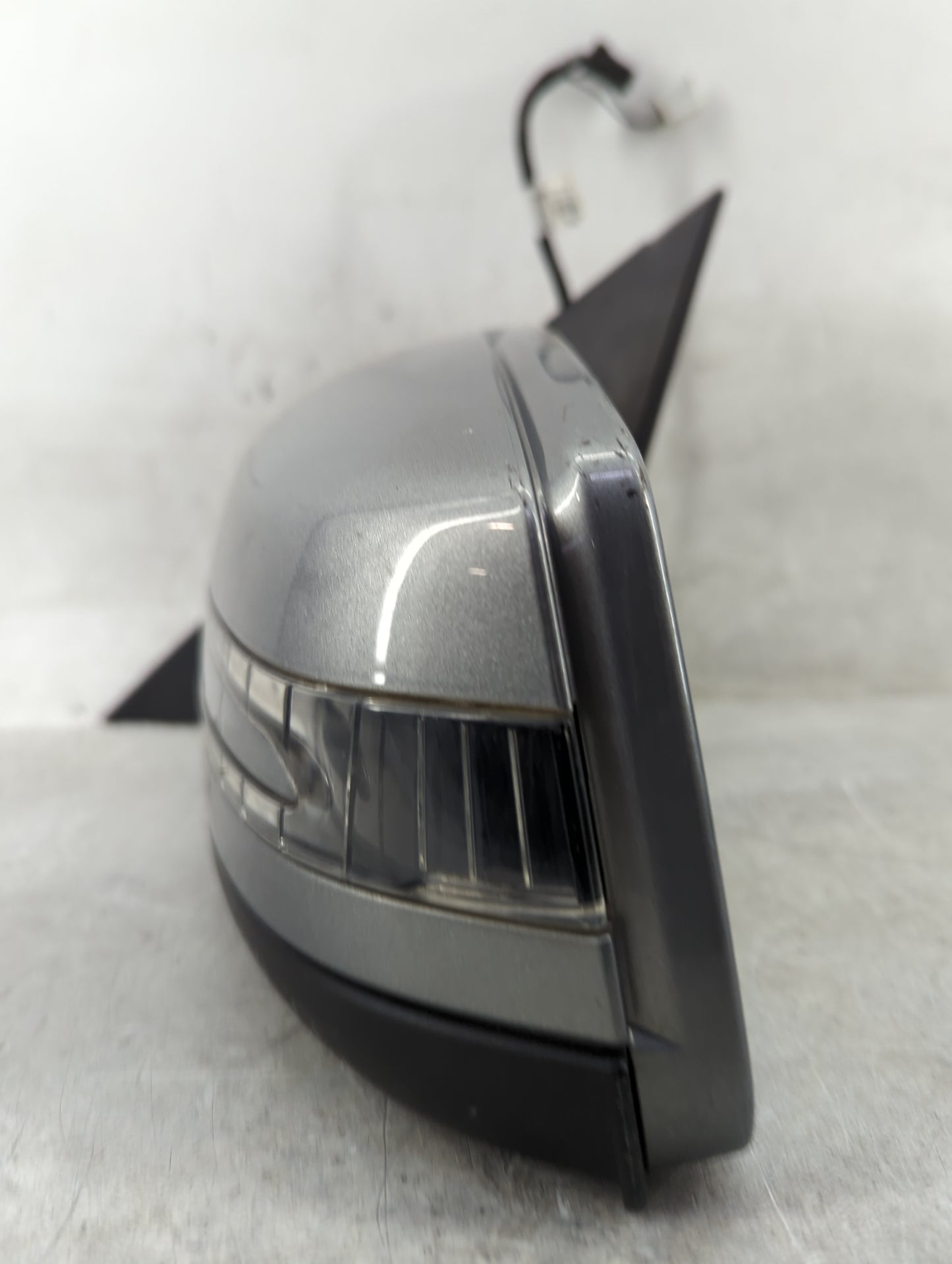 2012 Mercedes-Benz C-Class Driver Side View Mirror - Left Door Mirror OEM Used - Oemusedautoparts1.com