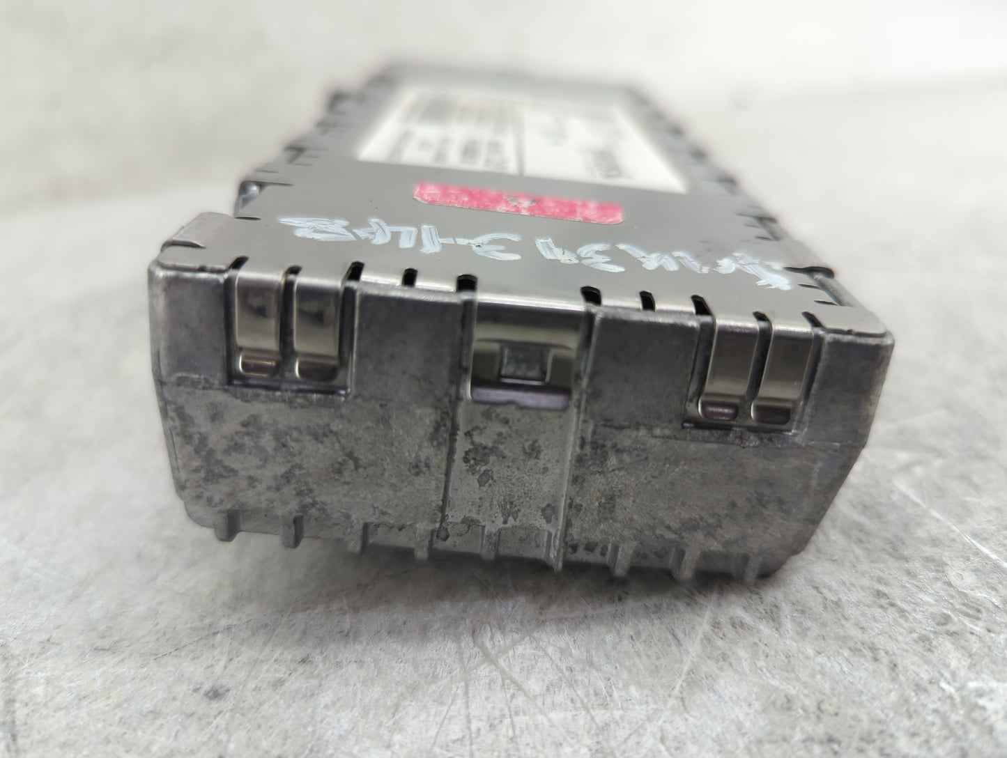 2012 Mercedes-Benz E-Class Radio AM FM Cd Player Receiver Replacement P/N:A2128706489 PN28284490 Fits OEM Used Auto Parts -
