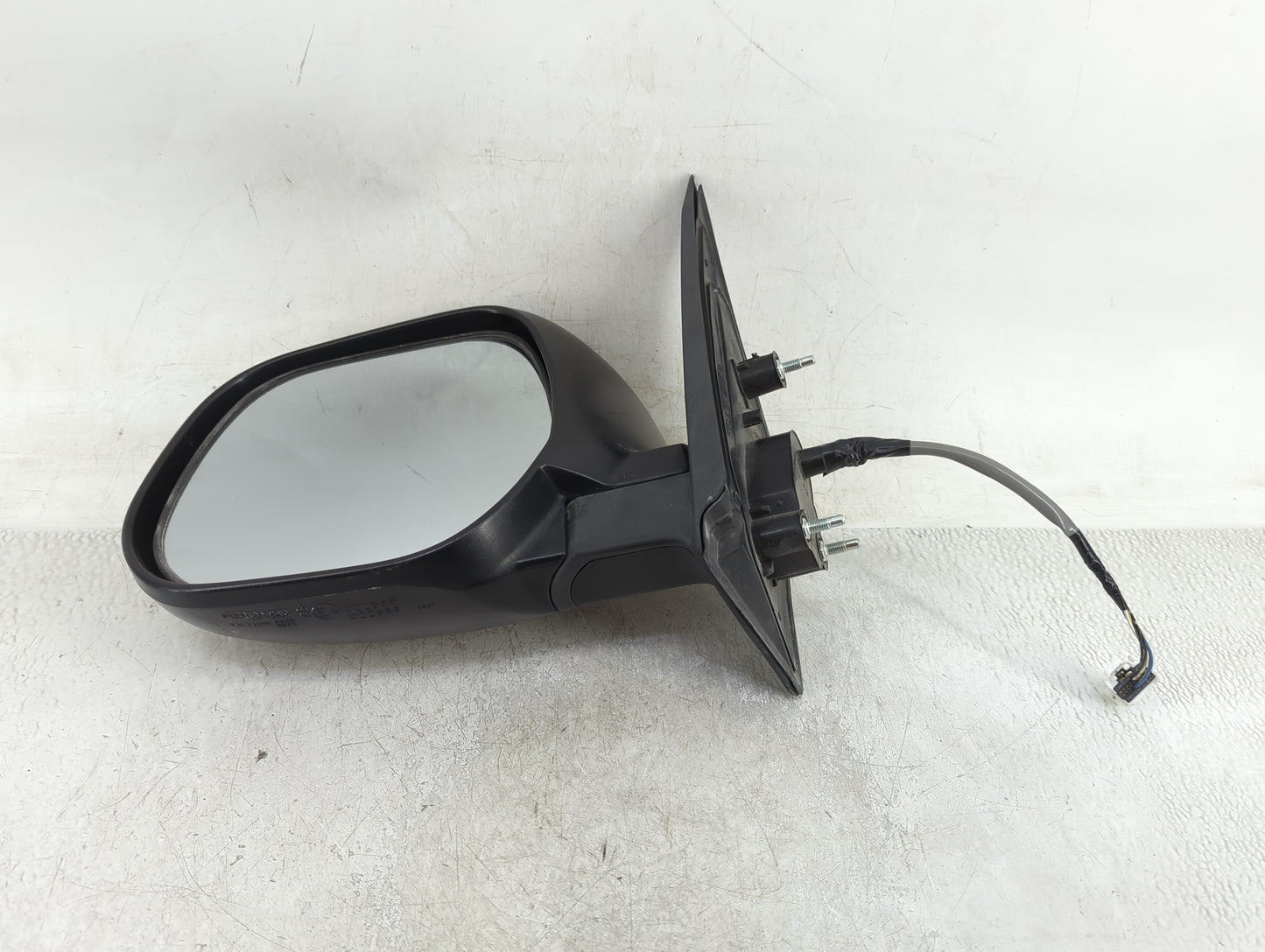 2011-2013 Mitsubishi Outlander Sport Driver Side View Mirror - Left Door Mirror OEM Used - Oemusedautoparts1.com