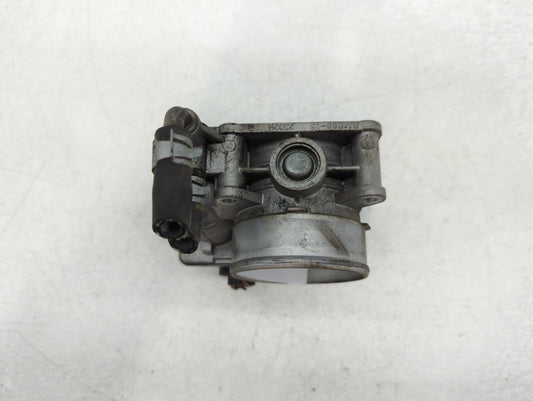 2007-2013 Nissan Altima Throttle Body P/N:K 1Z19 526-01 Fits Fits 2007 2008 2009 2010 2011 2012 2013 OEM Used Auto Parts