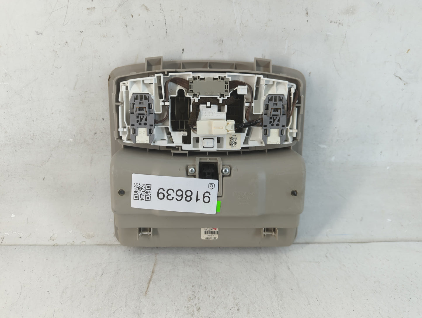 2012 Nissan Altima Overhead Roof Console - Oemusedautoparts1.com