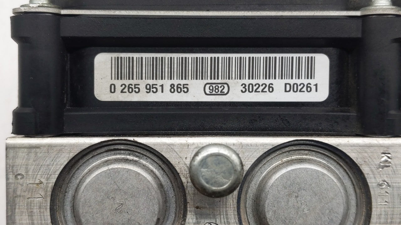2011-2013 Nissan Maxima ABS Pump Control Module Replacement P/N:47660-ZY906 47660 ZY90C Fits Fits 2011 2012 2013 OEM Used Au