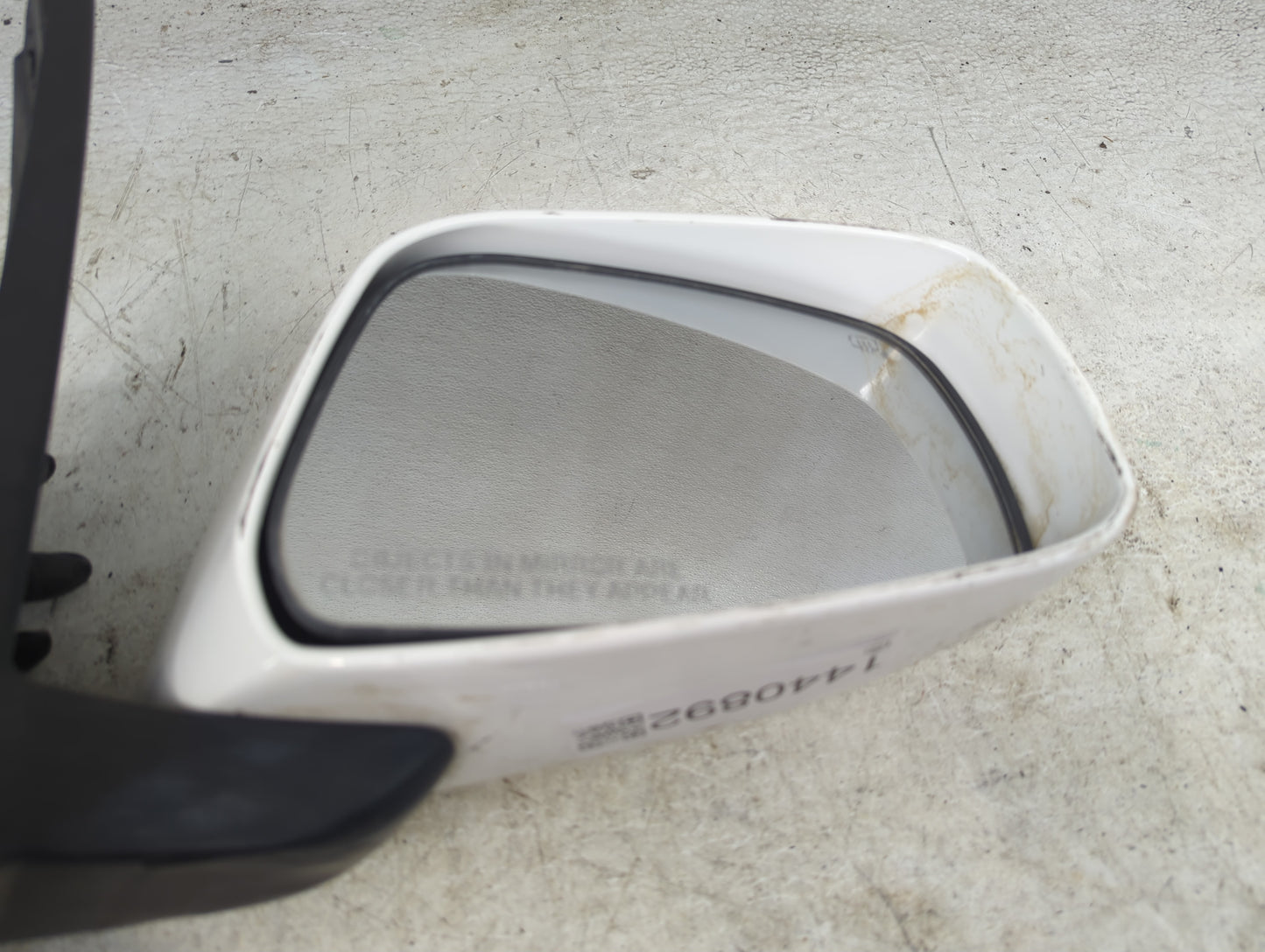 2005-2012 Nissan Pathfinder Passenger Side View Mirror - Right Door Mirror OEM Used - Oemusedautoparts1.com