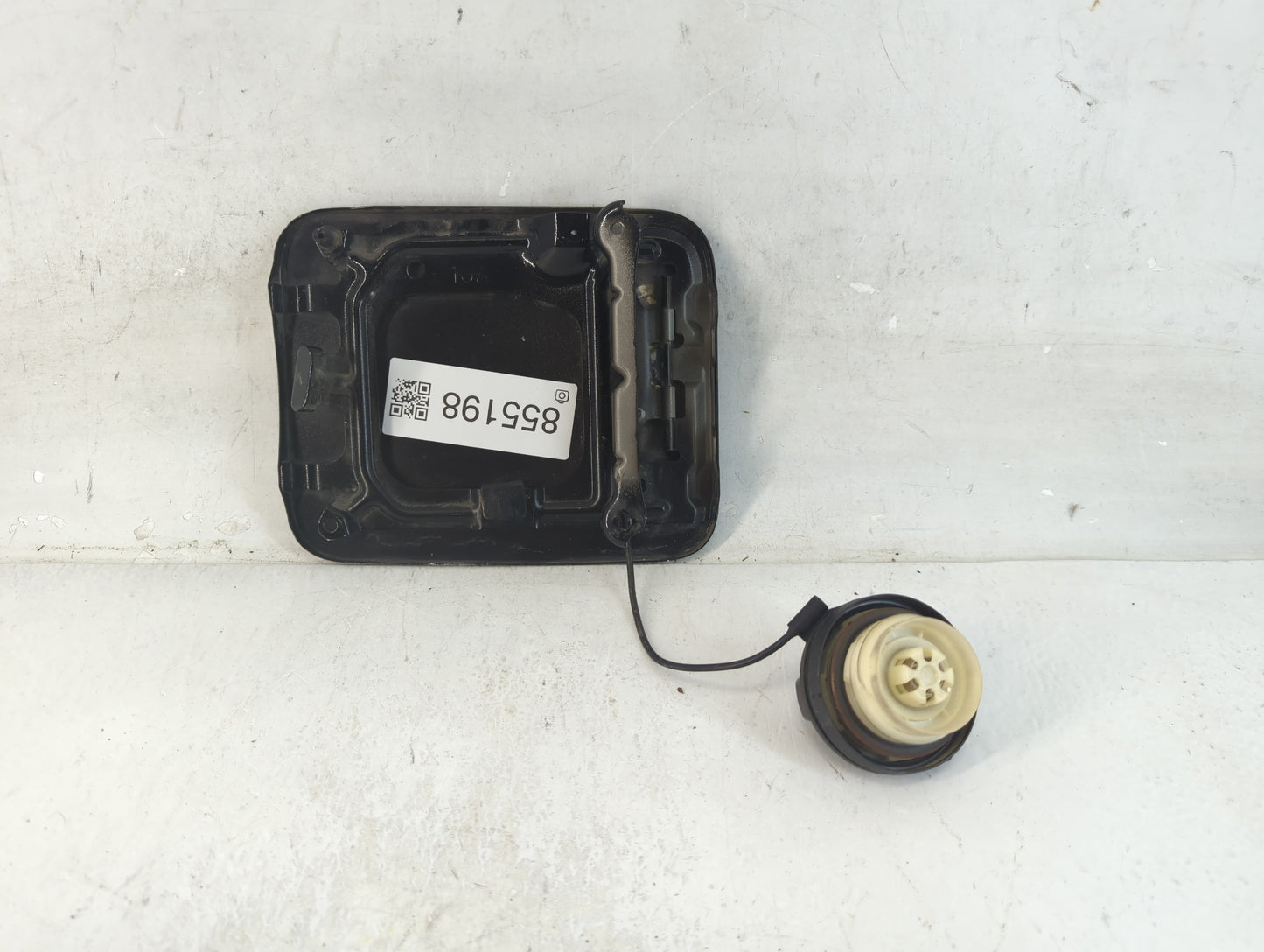 2012 Nissan Quest Fuel Tank Door Lid Gas Tank Black - Oemusedautoparts1.com