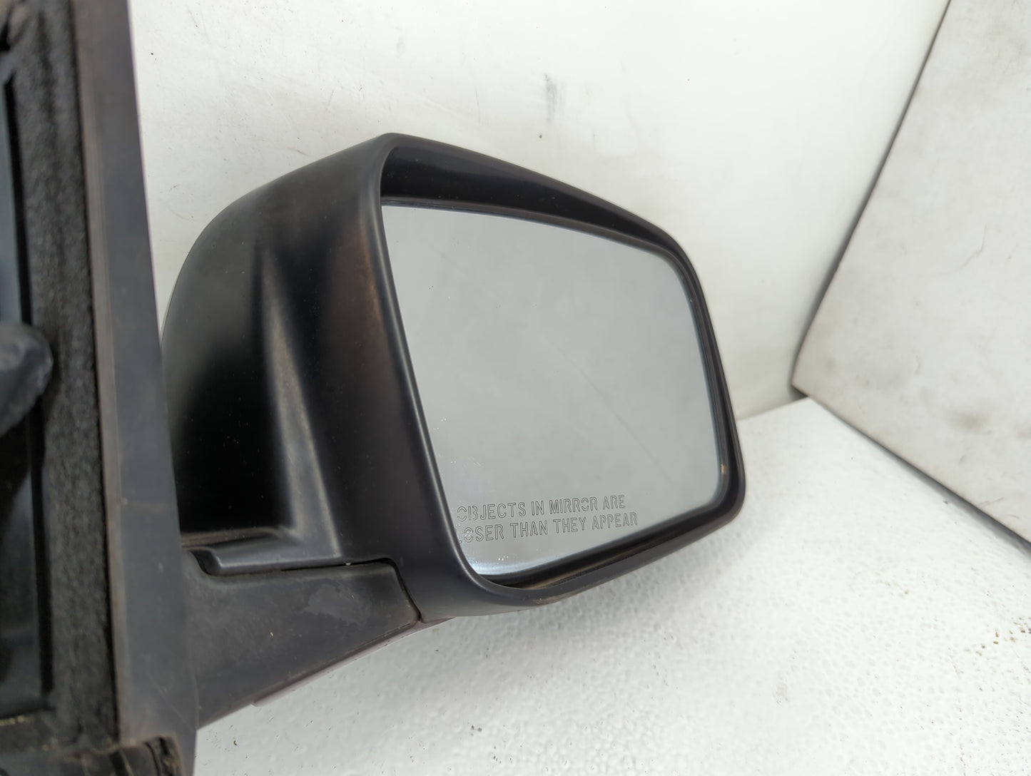 2012-2015 Nissan Rogue Passenger Side View Mirror - Right Door Mirror OEM Used - Oemusedautoparts1.com