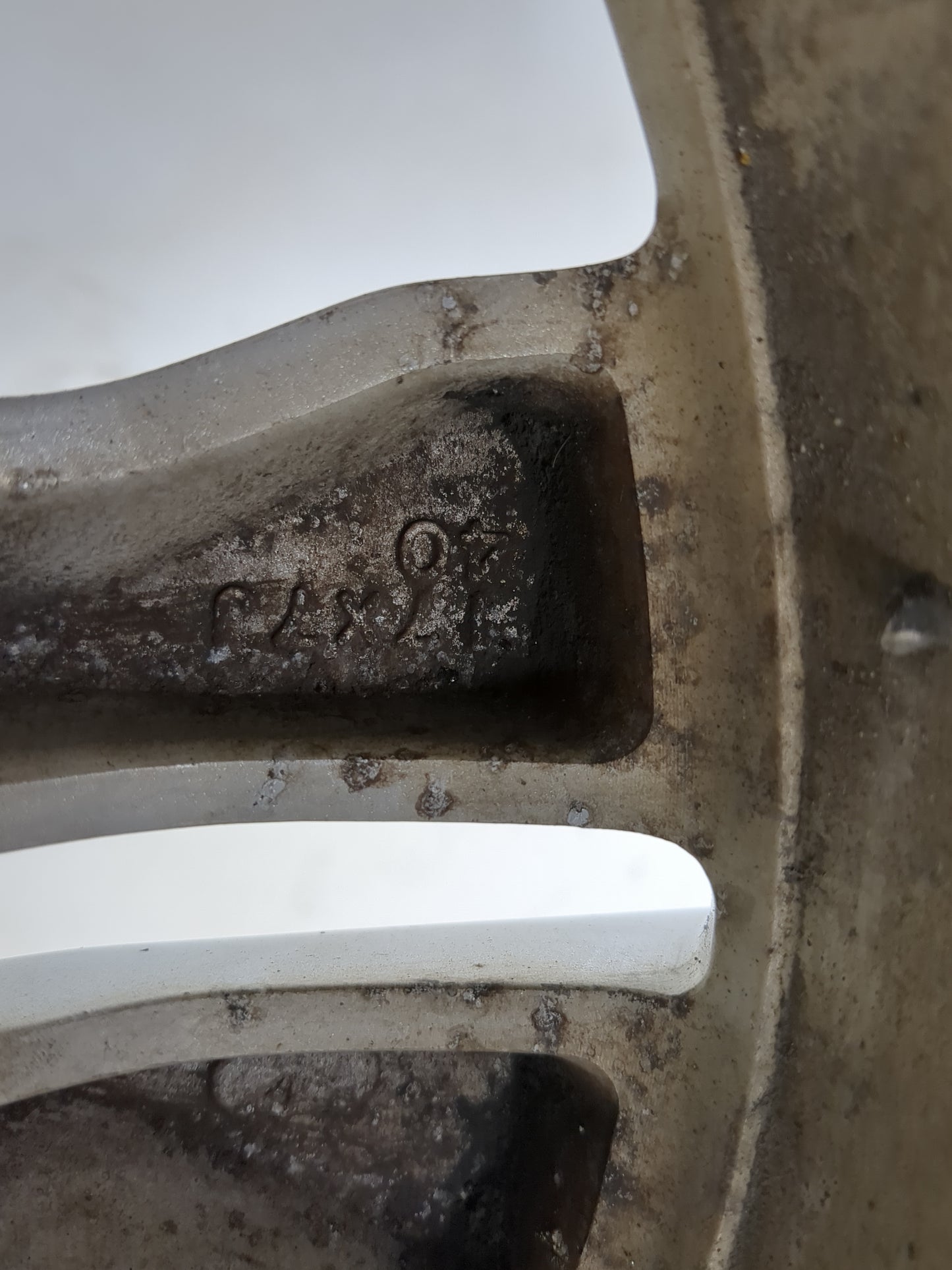 2012-2015 Nissan Rogue Oem Wheel Rim 1385091 - Oemusedautoparts1.com