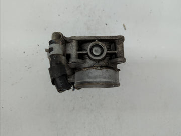2011-2015 Nissan Rogue Throttle Body P/N:526-01 RME60-15 Fits Fits 2011 2012 2013 2014 2015 OEM Used Auto Parts