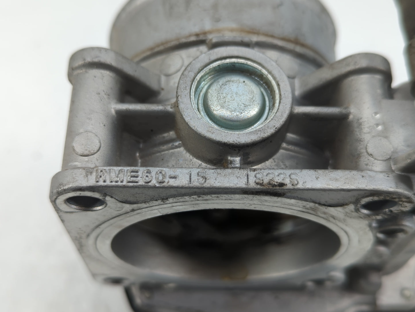 2011-2015 Nissan Rogue Throttle Body P/N:RME60-15 Fits Fits 2011 2012 2013 2014 2015 OEM Used Auto Parts - Oemusedautoparts1
