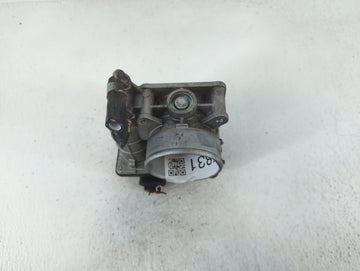 2011-2015 Nissan Rogue Throttle Body P/N:212H RME60-15 Fits Fits 2011 2012 2013 2014 2015 OEM Used Auto Parts