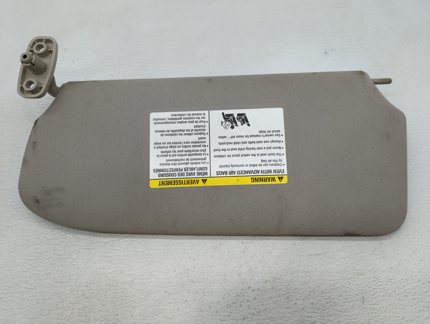 2011-2012 Nissan Sentra Sun Visor Shade Replacement Passenger Right Mirror Fits Fits 2011 2012 OEM Used Auto Parts - Oemused