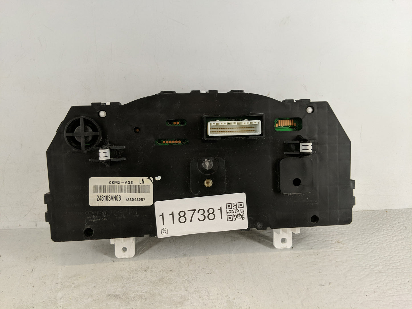 2012 Nissan Versa Instrument Cluster Speedometer Gauges P/N:248103AN0B Fits OEM Used Auto Parts - Oemusedautoparts1.com
