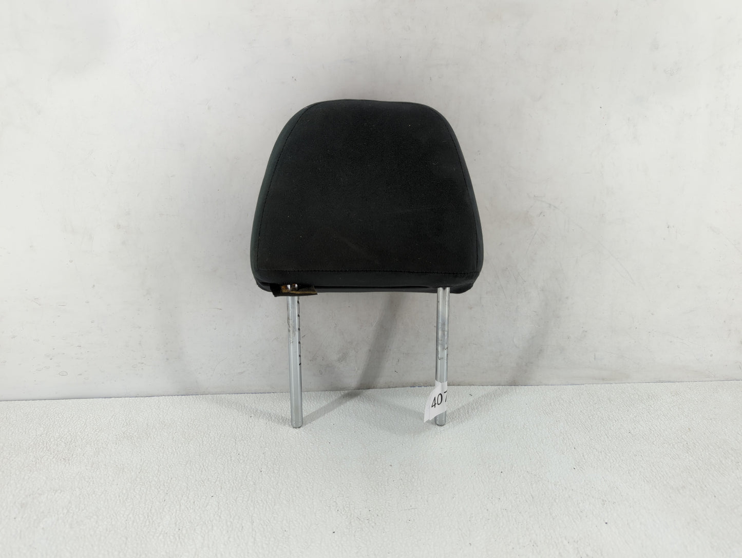 2011-2012 Nissan Versa Headrest Head Rest Front Driver Passenger Seat Fits Fits 2011 2012 OEM Used Auto Parts - Oemusedautop