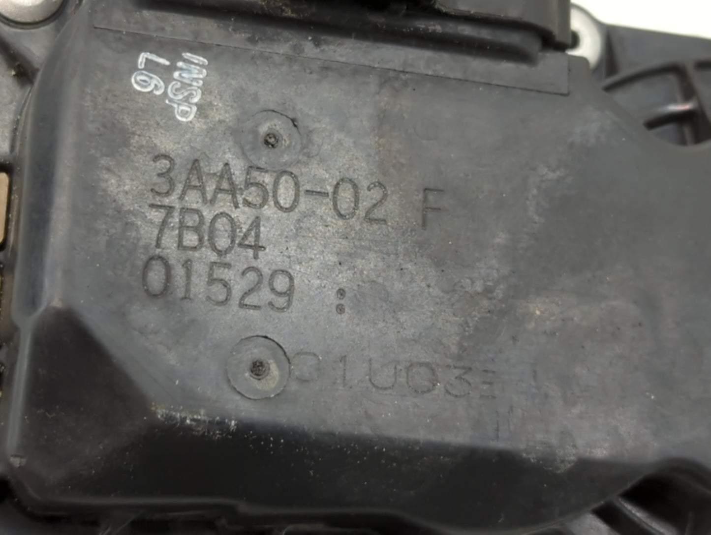 2012-2019 Nissan Versa Throttle Body P/N:3AA50-02 F Fits Fits 2012 2013 2014 2015 2016 2017 2018 2019 OEM Used Auto Parts -