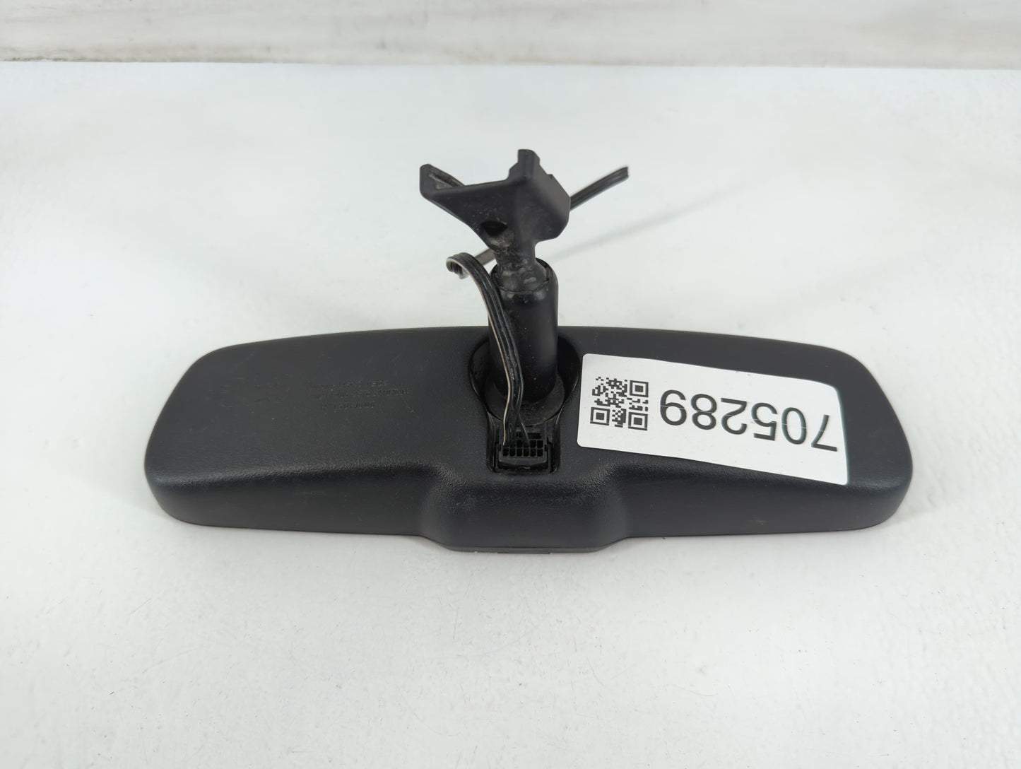 2012-2016 Subaru Impreza Interior Rear View Mirror Replacement OEM P/N:E11015892 Fits OEM Used Auto Parts - Oemusedautoparts