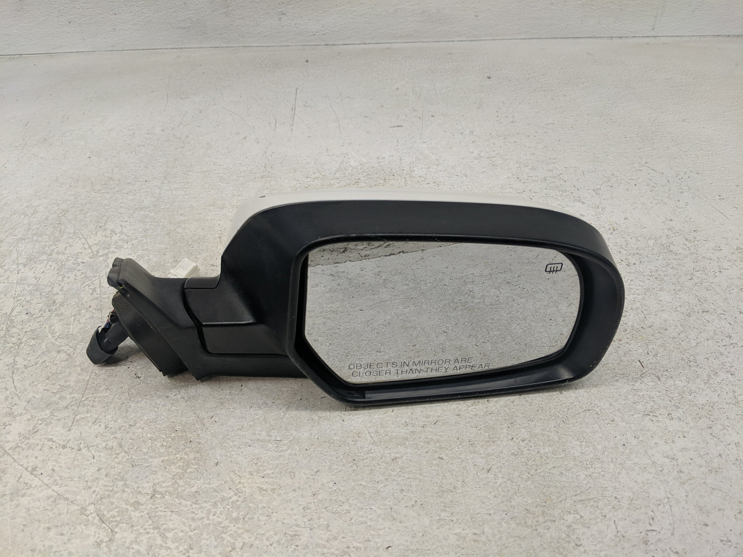 2011-2014 Subaru Legacy Passenger Side View Mirror - Right Door Mirror OEM Used - Oemusedautoparts1.com