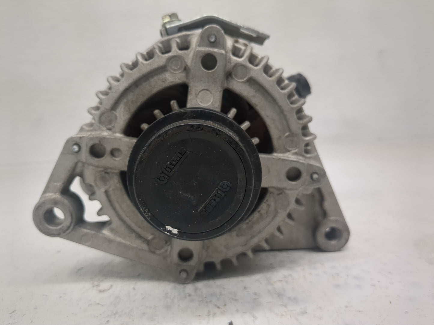 2012-2014 Toyota Camry Alternator Replacement Generator Charging Assembly Engine OEM P/N:210-1155 Fits OEM Used Auto Parts -