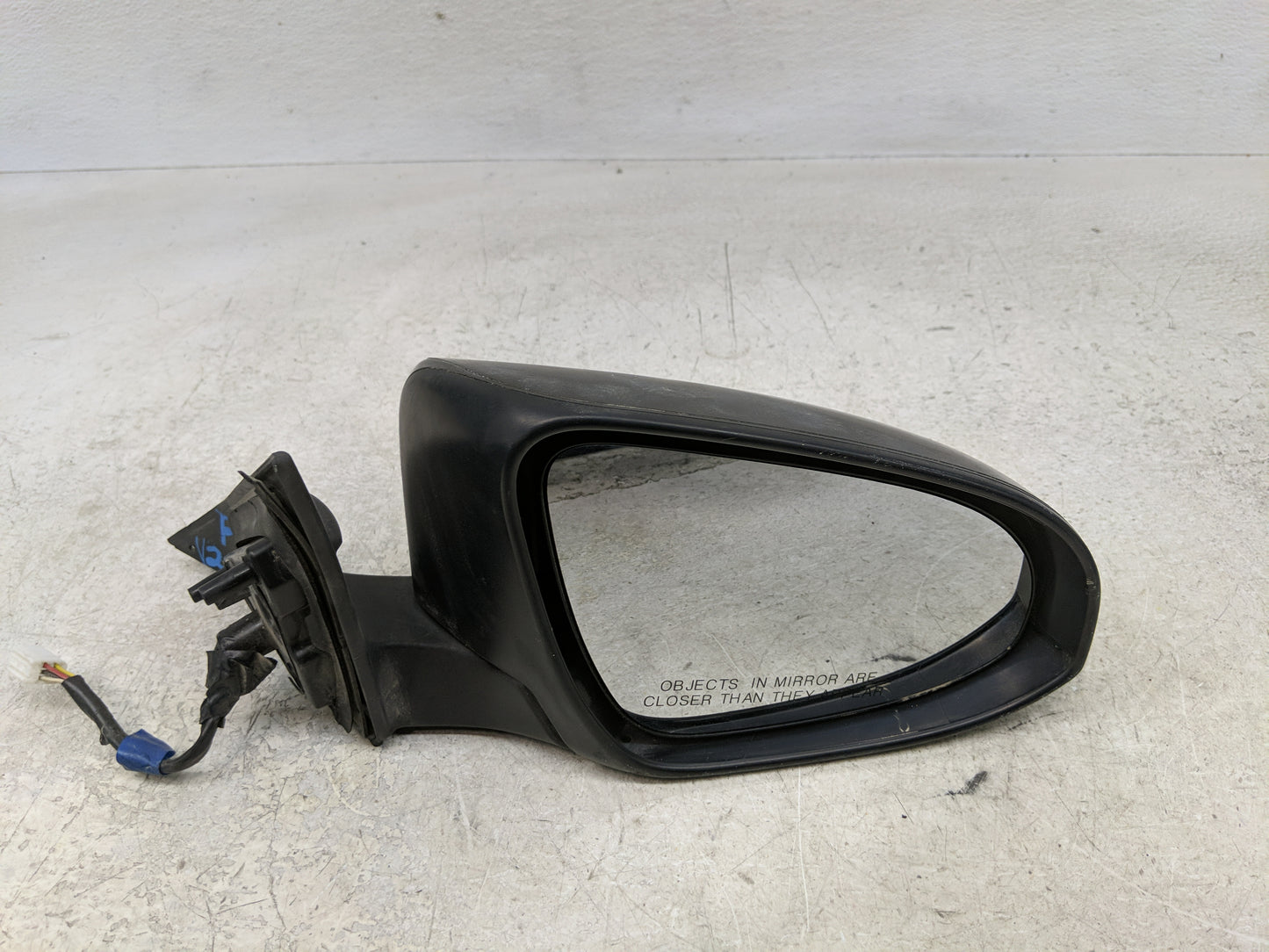 2012-2014 Toyota Camry Passenger Side View Mirror - Right Door Mirror OEM Used - Oemusedautoparts1.com