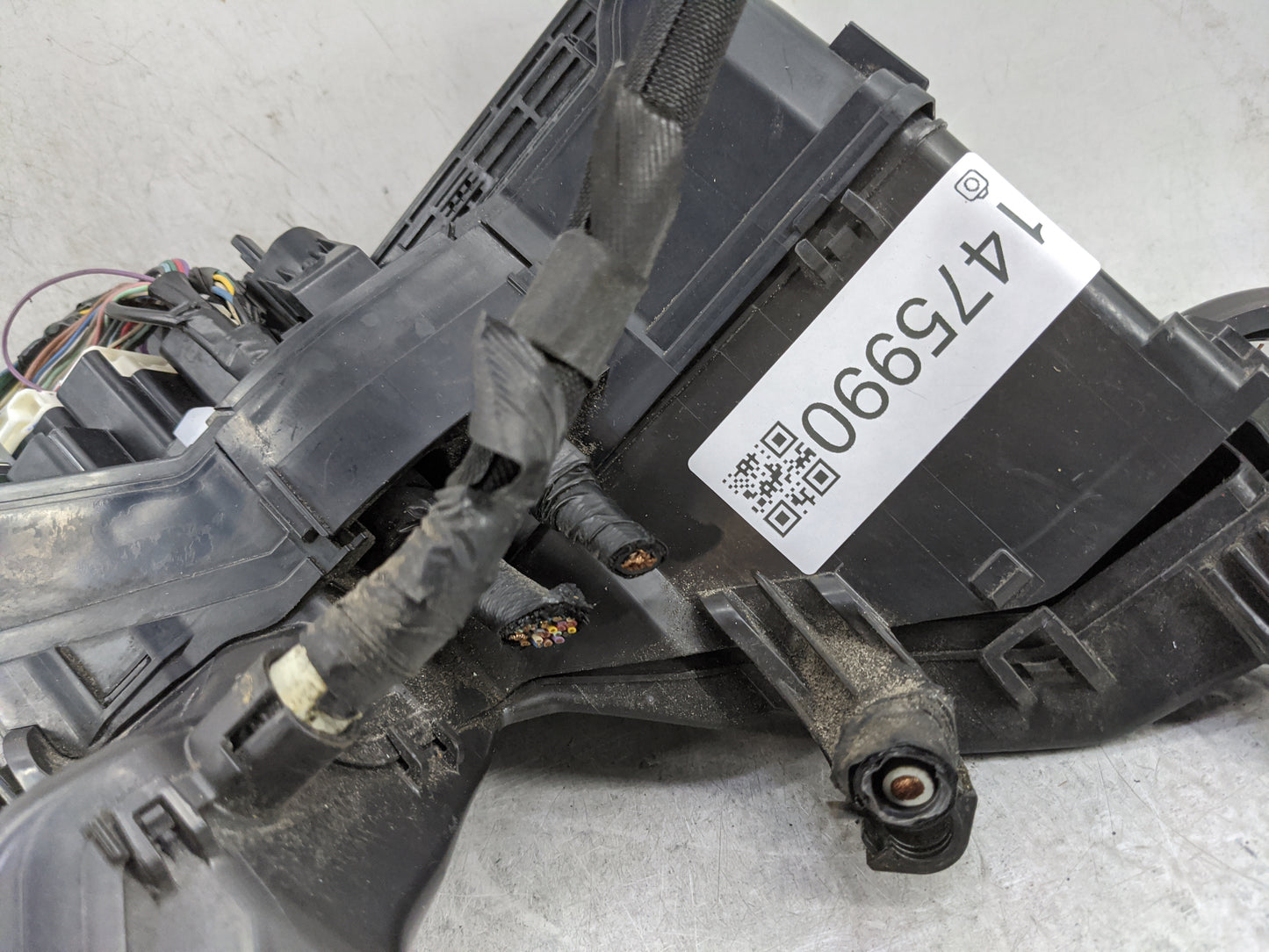 2012-2017 Toyota Camry Fusebox Fuse Box Panel Relay Module P/N:82720-33300 82620-33070 Fits Fits 2012 2013 2014 2015 2016 20
